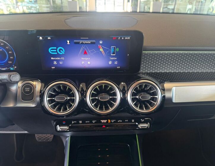 Mercedes-Benz EQB 14