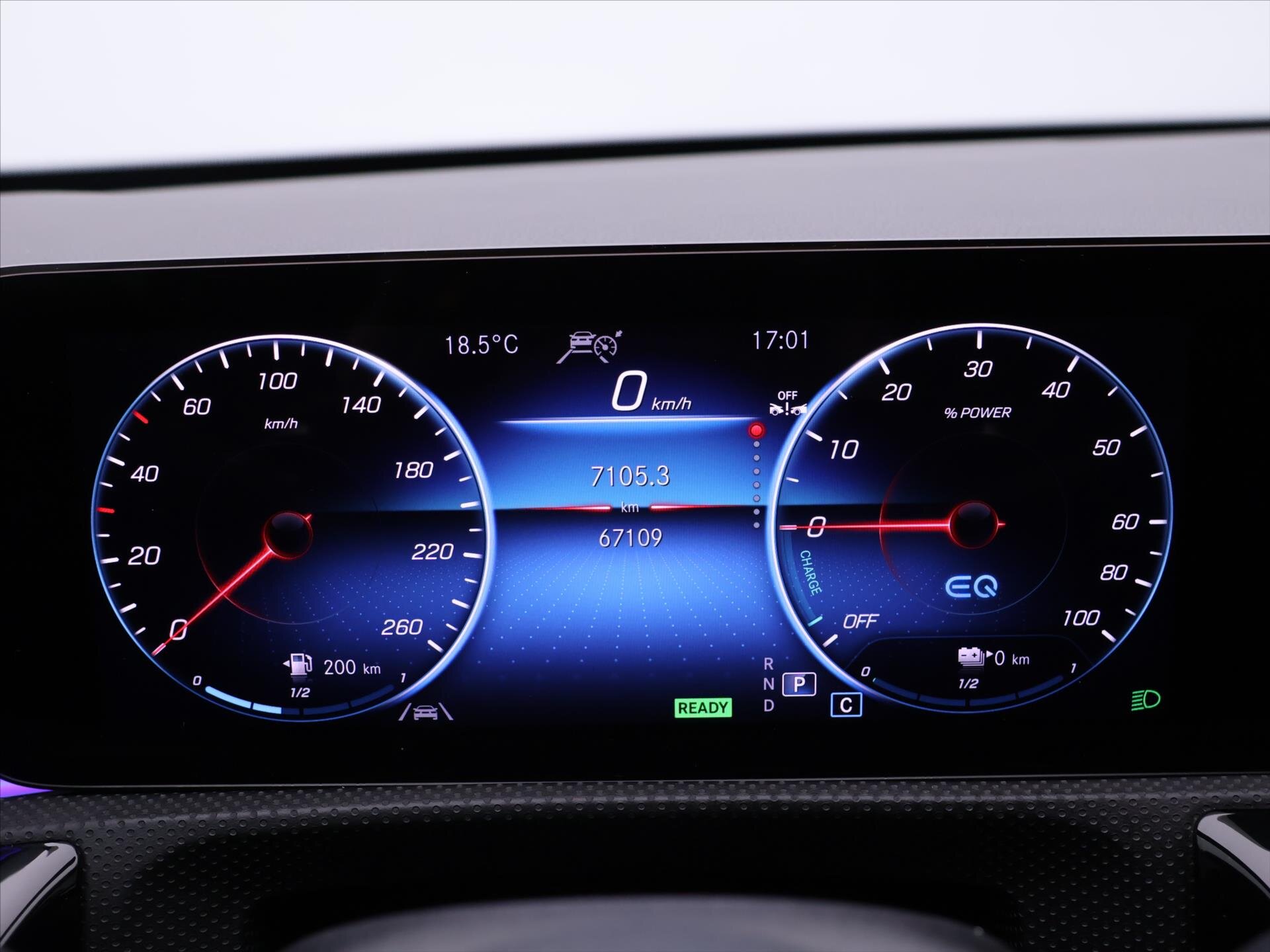 Mercedes-Benz Třídy A Sedan / Limuzína 1,3 l 118 kw