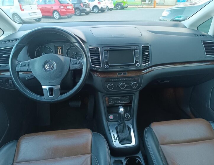 Volkswagen Sharan MPV 2,0 l 130 kw