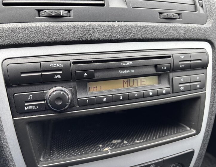 Škoda Octavia Sedan / Limuzína 1,9 l 77 kw