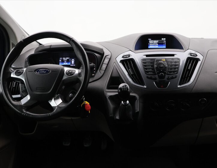 Ford Tourneo Custom Kombi 2,0 l 125 kw