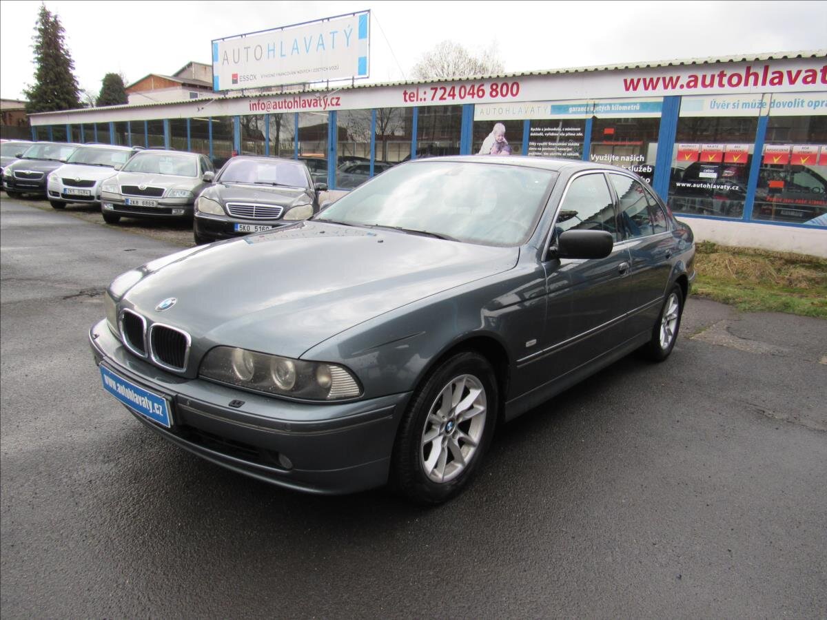 BMW Řada 5 Sedan / Limuzína 2,5 l 141 kw