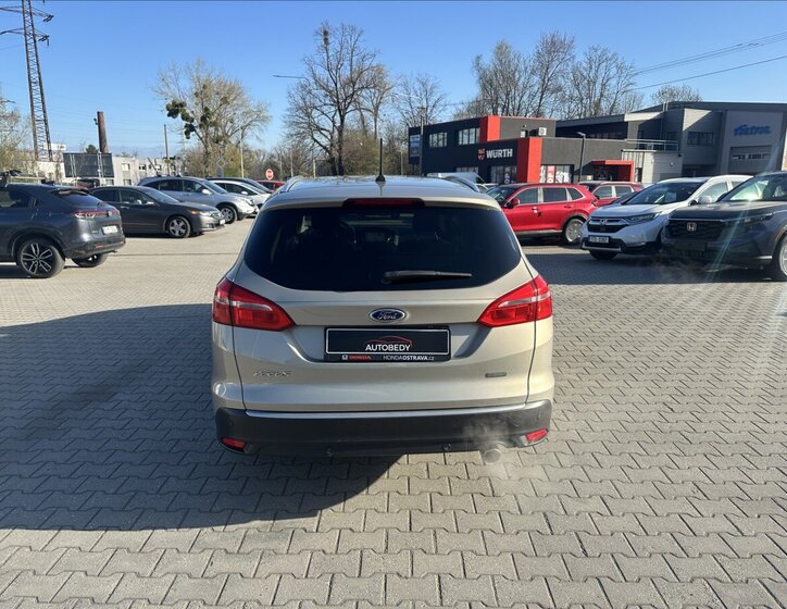 Ford Focus Kombi 1,5 l 110 kw