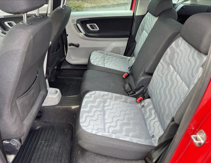 Škoda Roomster Kombi 1,4 l 63 kw