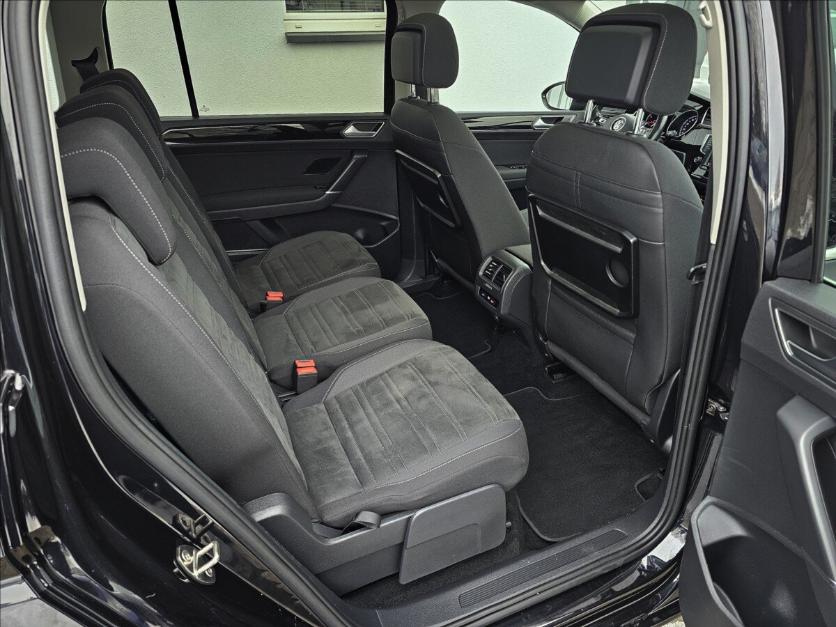 Volkswagen Touran Kombi 1,4 l 110 kw