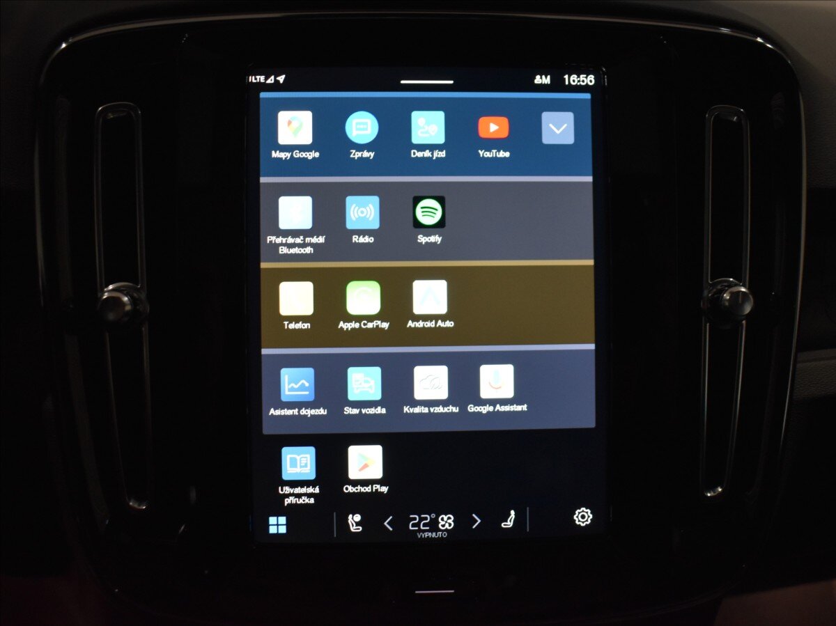 Volvo C40 SUV 0,0 185 kw