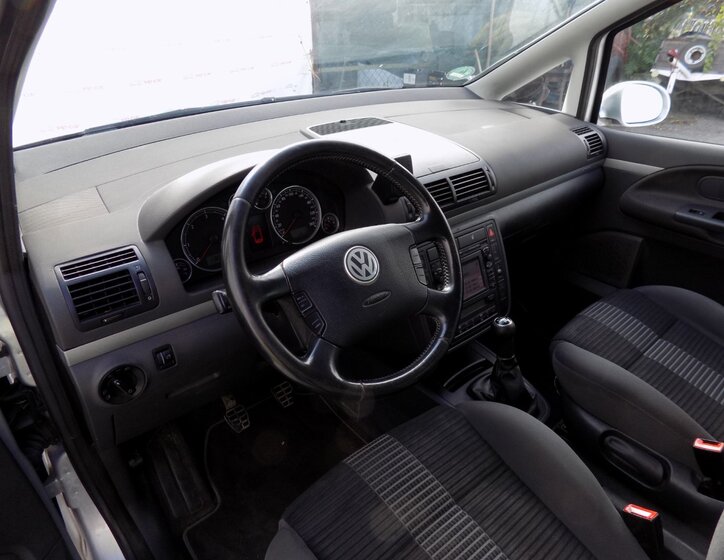 Volkswagen Sharan 18