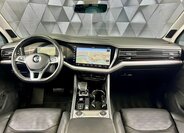 Volkswagen Touareg SUV / Terénní 3,0 l 210 kw