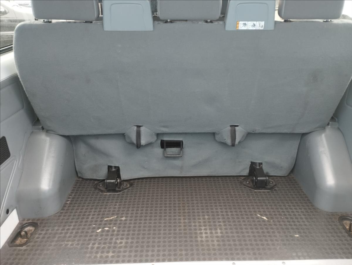 Ford Transit Kombi 2,2 l 74 kw