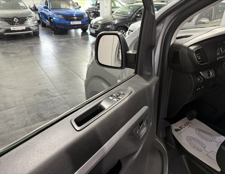 Citroën SpaceTourer Kombi 2,0 l 130 kw