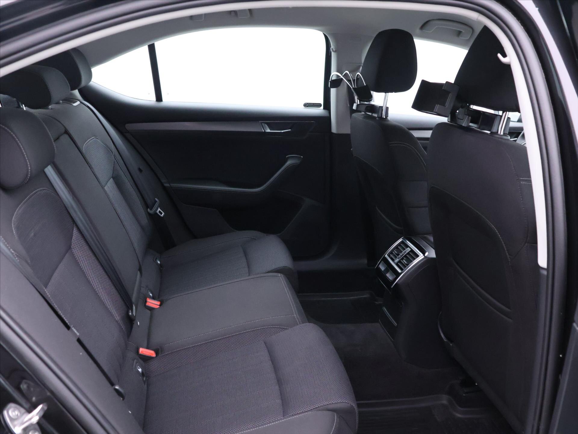 Škoda Superb Liftback 2,0 l 140 kw