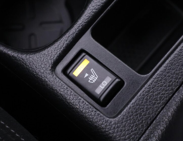 Nissan X-Trail SUV / Terénní 1,6 l 96 kw