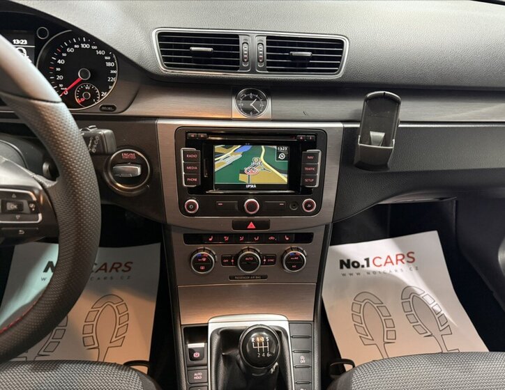 Volkswagen Passat Kombi 1,4 l 90 kw