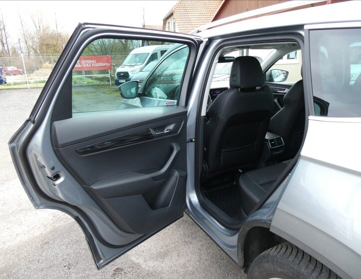 Škoda Karoq SUV / Terénní 2,0 l 110 kw