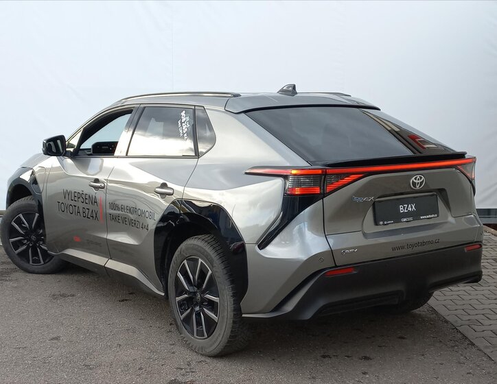 Toyota bZ4X SUV 0,0 167 kw