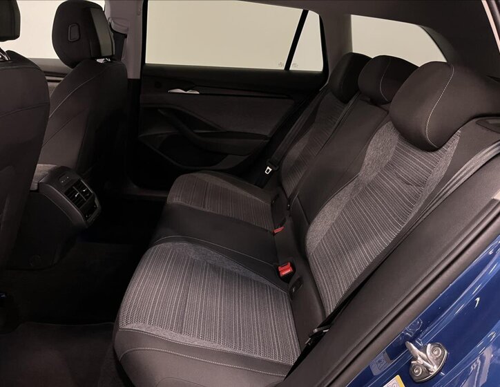 Škoda Superb Kombi 2,0 l 110 kw