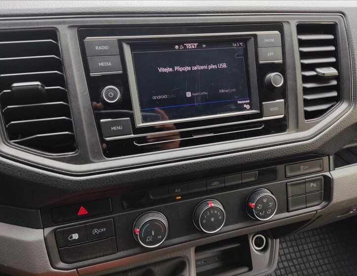 Volkswagen Crafter 9