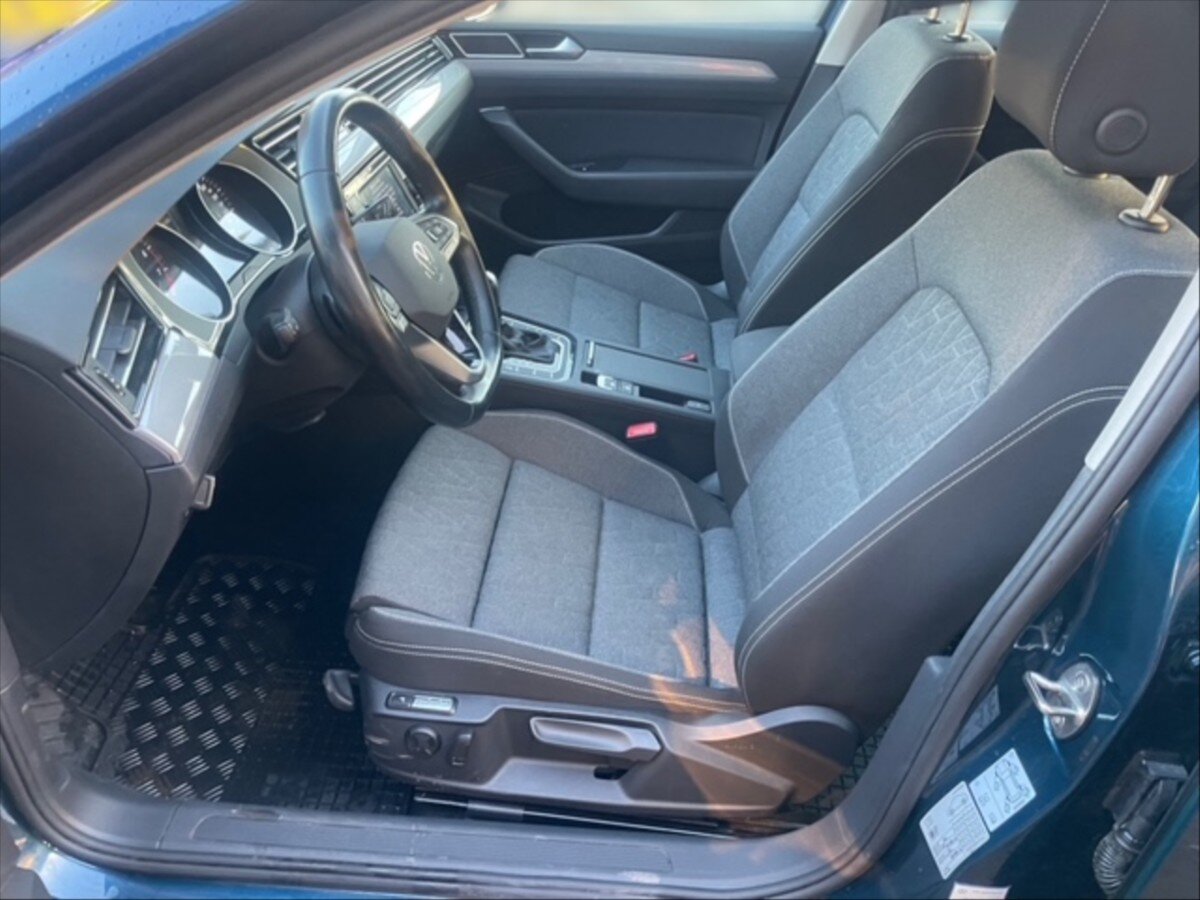 Volkswagen Passat Kombi 1,5 l 110 kw