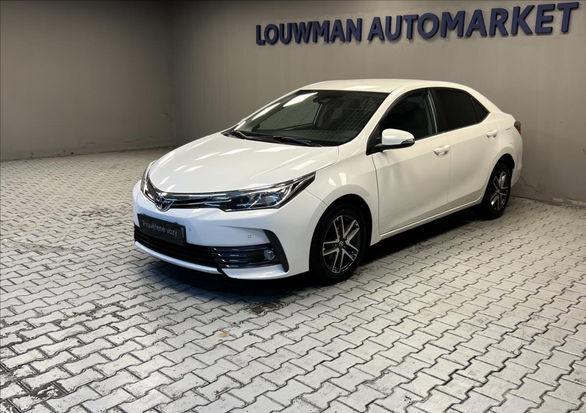 Toyota Corolla Sedan 1,6 l 97 kw