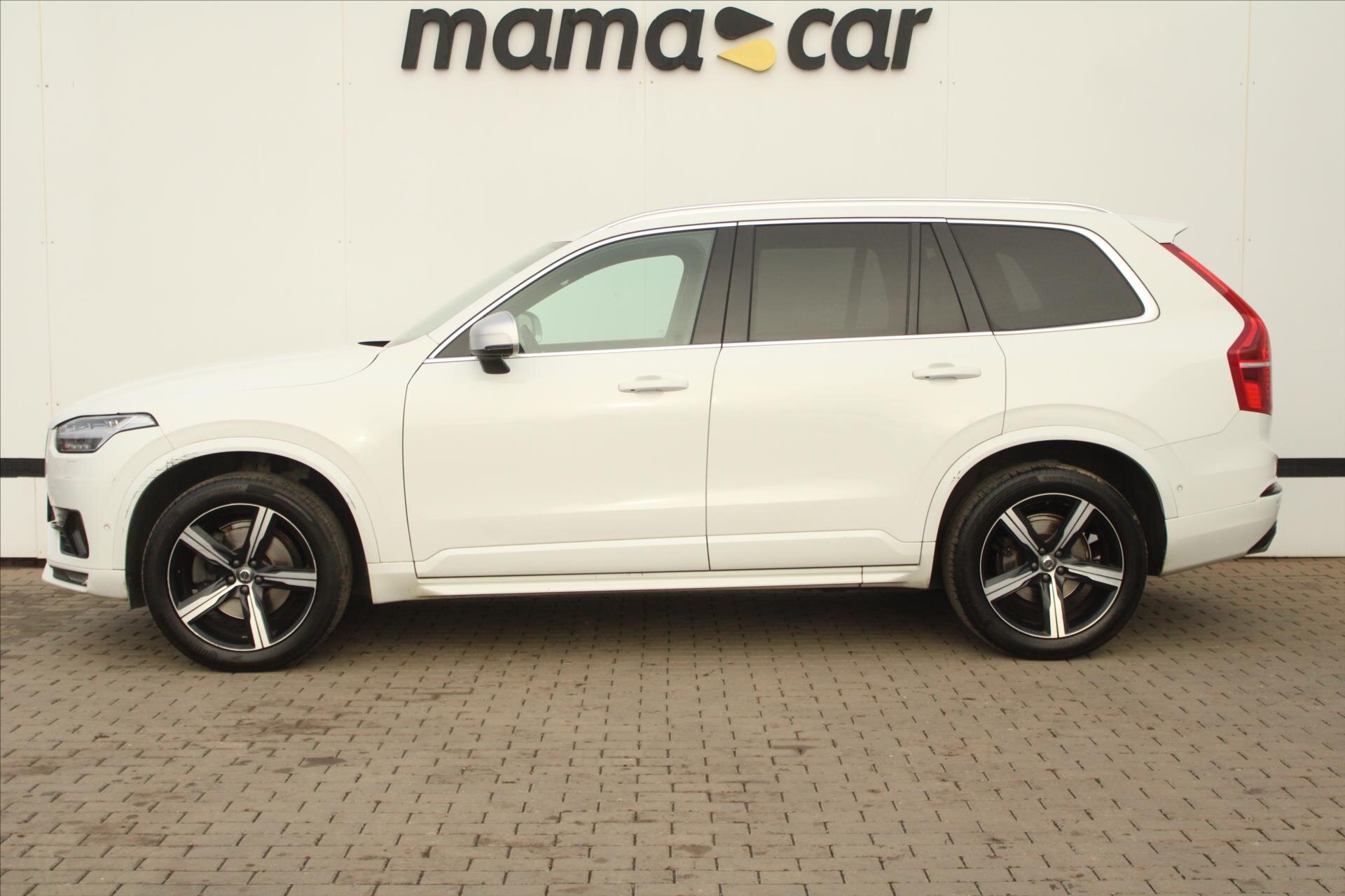 Volvo XC90 SUV 2,0 l 173 kw