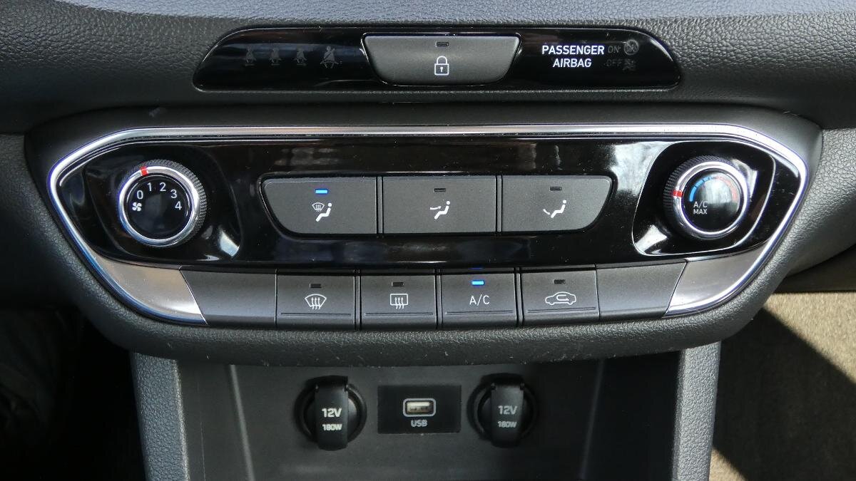 Hyundai i30 Kombi 998,0 88 kw