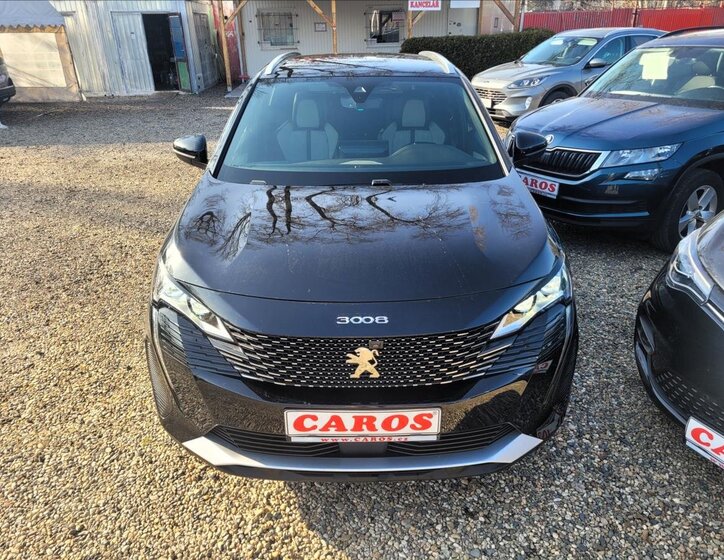 Peugeot 3008 SUV 1,6 l 133 kw