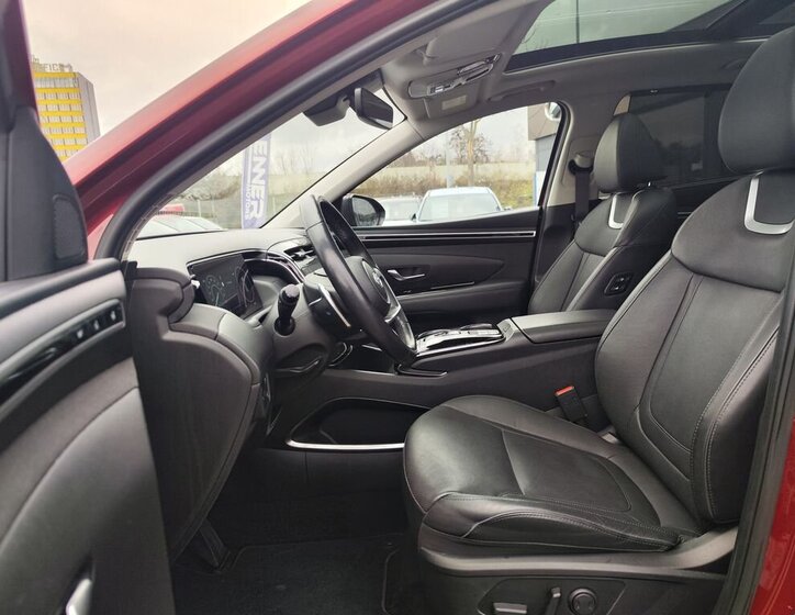 Hyundai Tucson SUV / Terénní 1,6 l 195 kw