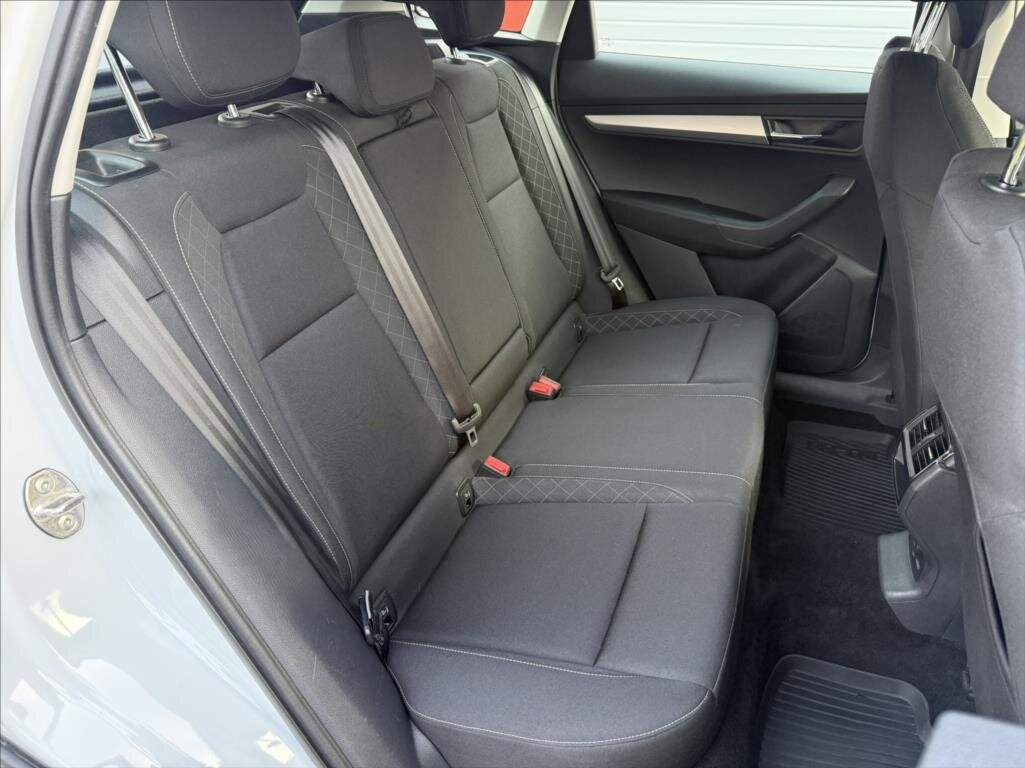 Škoda Karoq SUV / Terénní 1,6 l 85 kw