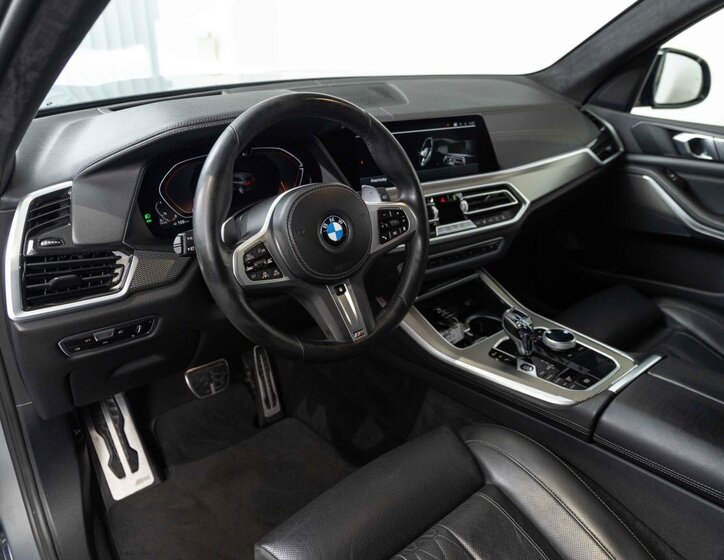 BMW X5 SUV / Terénní 3,0 l 210 kw