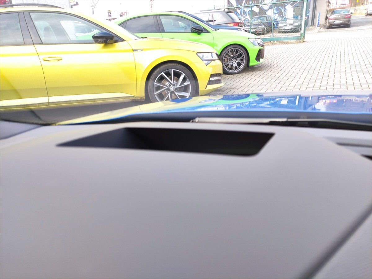 Škoda Octavia Sedan / Limuzína 2,0 l 180 kw