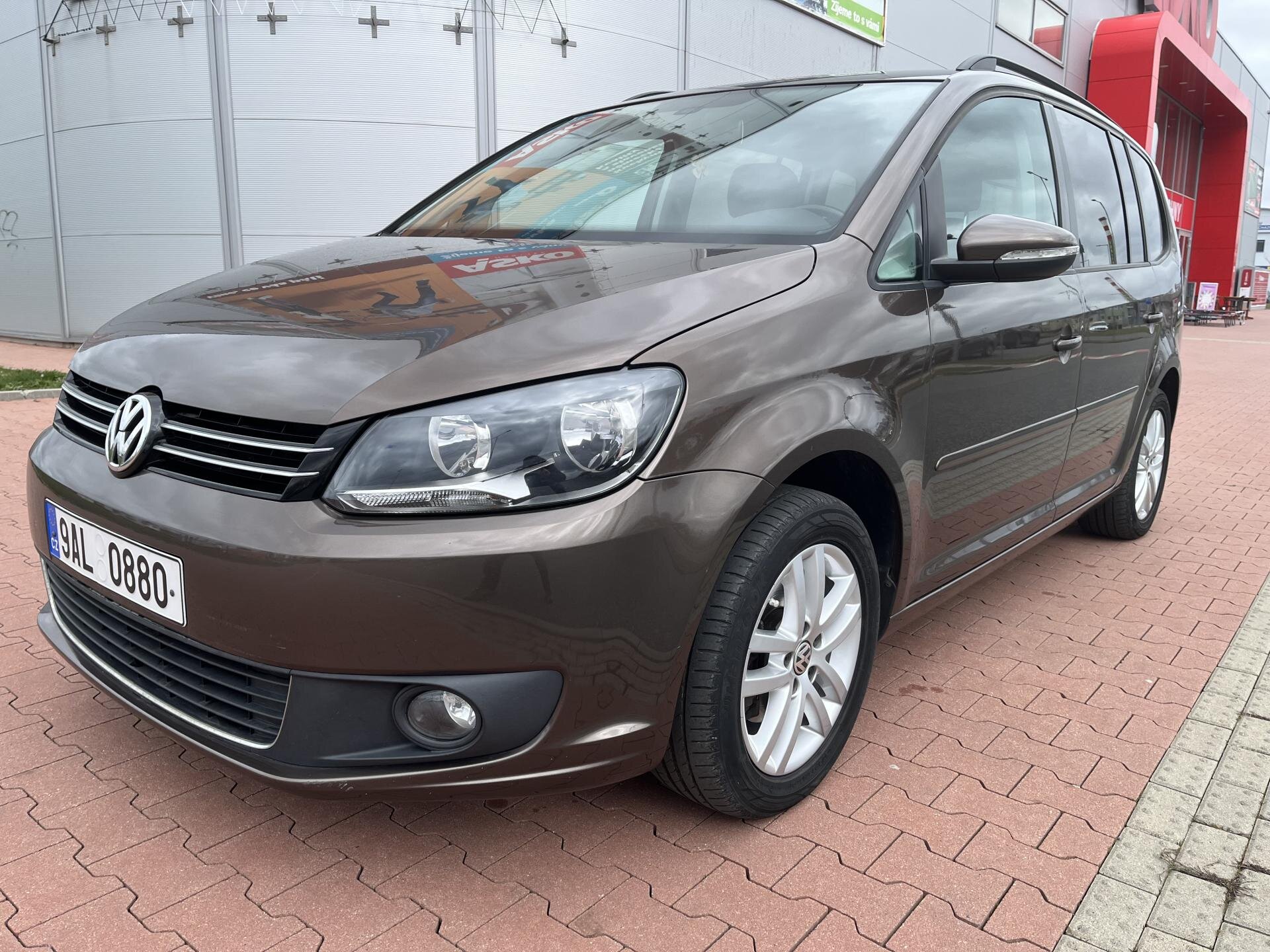 Volkswagen Touran Ostatní 1,2 l 77 kw