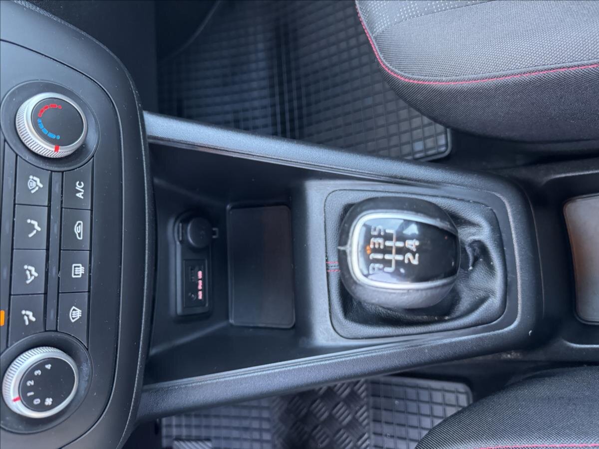 KIA Venga Kombi 1,4 l 66 kw