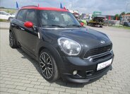 Mini Countryman 6