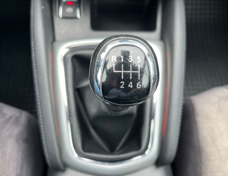 Nissan Qashqai SUV / Terénní 1,6 l 120 kw