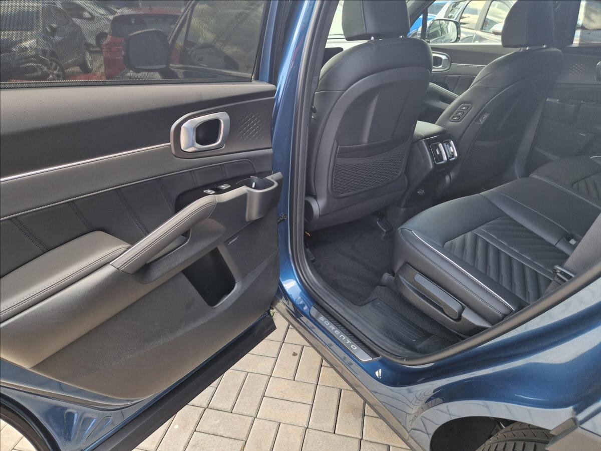 KIA Sorento SUV / Terénní 2,2 l 142 kw