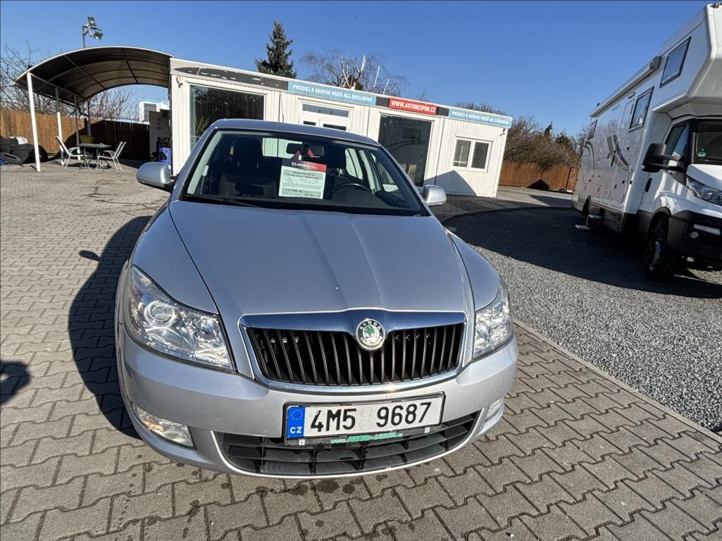 Škoda Octavia Sedan / Limuzína 1,6 l 77 kw