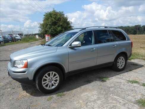 Volvo XC90 SUV / Terénní 2,4 l 136 kw