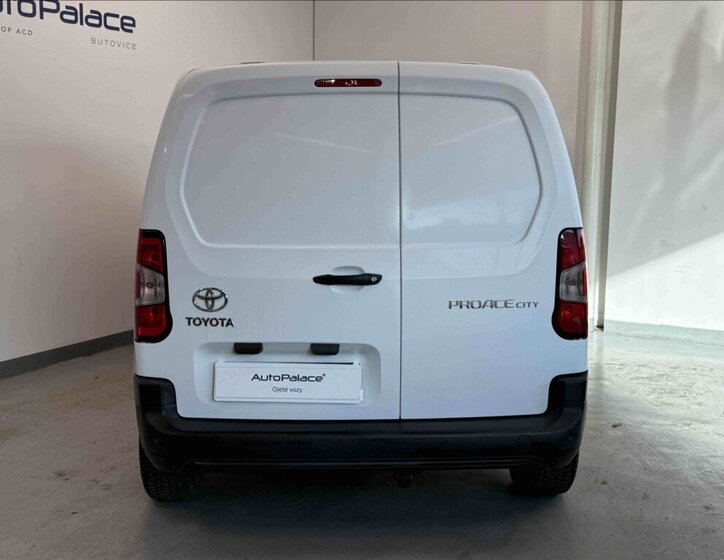 Toyota ProAce City VAN-Minibus 1,5 l 75 kw
