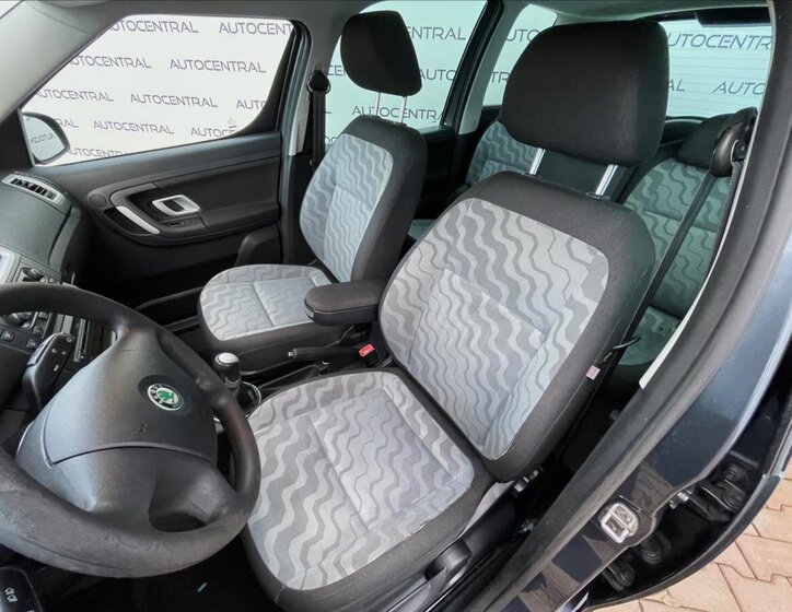Škoda Roomster 11