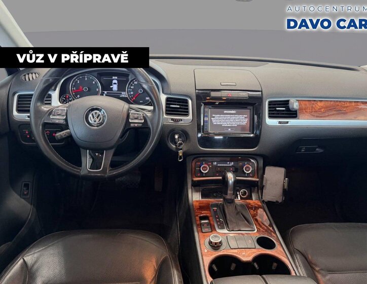 Volkswagen Touareg SUV / Terénní 3,0 l 180 kw