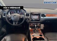 Volkswagen Touareg SUV / Terénní 3,0 l 180 kw