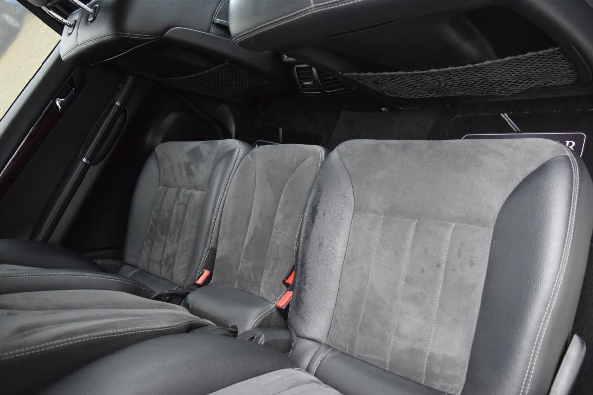 Mercedes-Benz Třídy R Kombi 3,0 l 140 kw