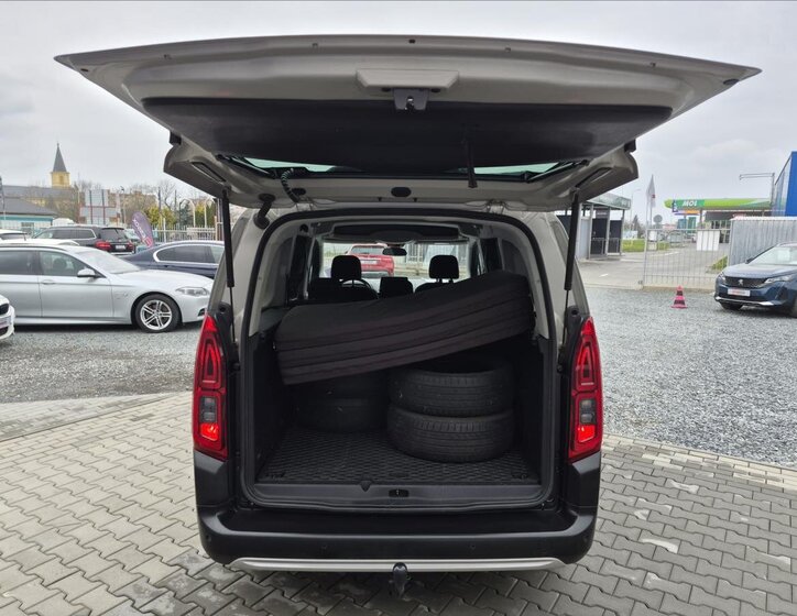 Citroën Berlingo MPV 1,5 l 96 kw