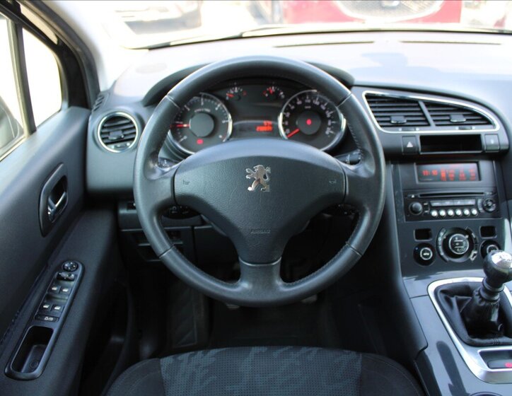 Peugeot 3008 MPV 1,6 l 80 kw