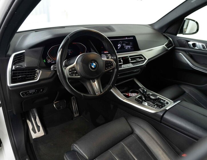 BMW X5 SUV / Terénní 3,0 l 195 kw