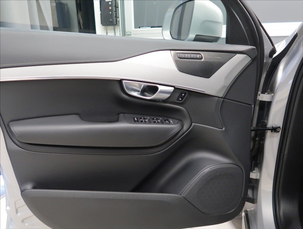 Volvo XC90 SUV 2,0 l 173 kw