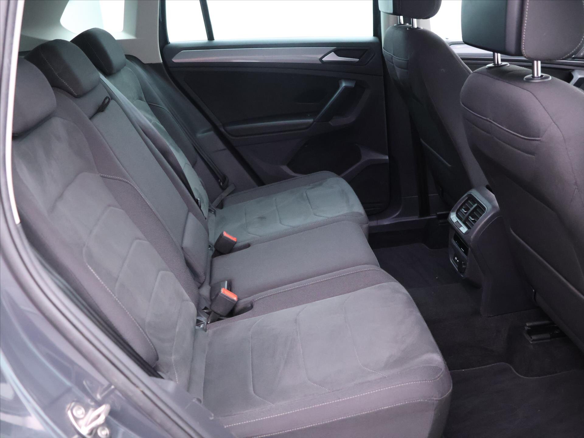 Volkswagen Tiguan SUV / Terénní 1,5 l 96 kw