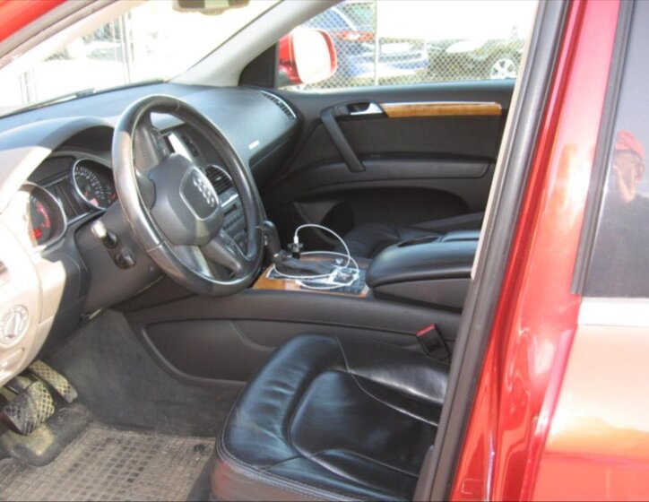 Audi Q7 SUV / Terénní 3,0 l 171 kw