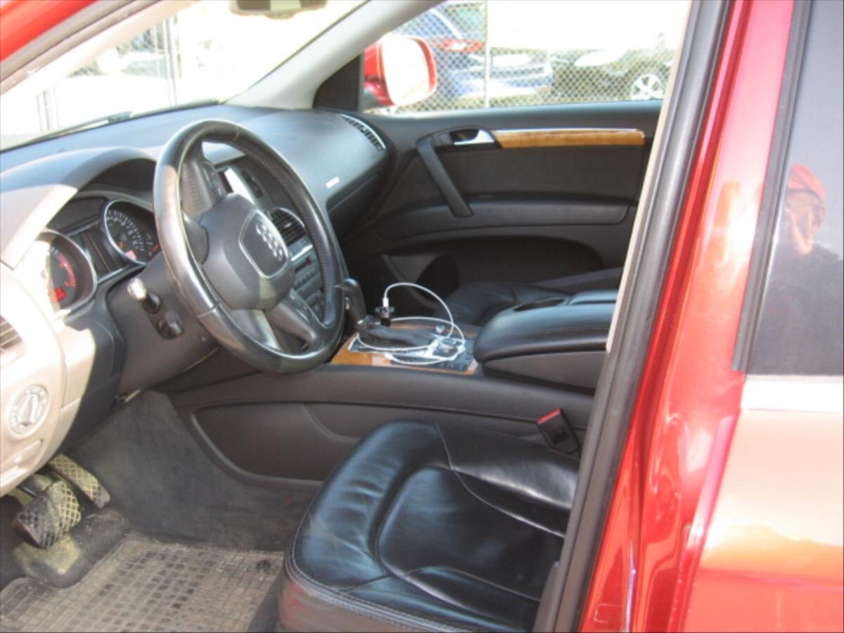 Audi Q7 SUV / Terénní 3,0 l 171 kw