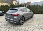 Mercedes-Benz GLA 4